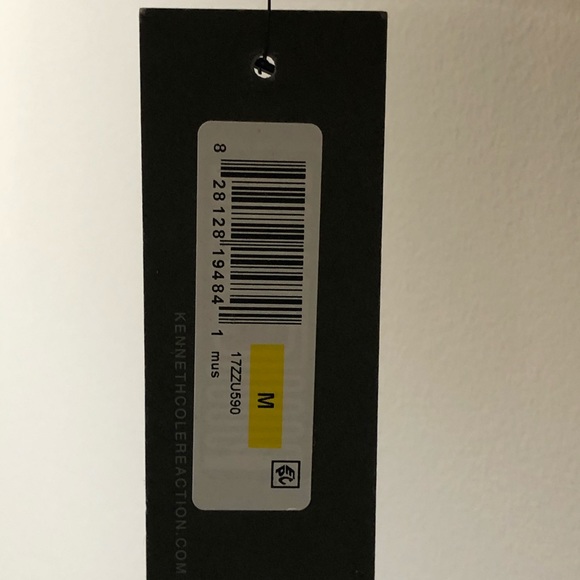 Women’s Kenneth Cole Reaction leather jacket. - Picture 6 of 6